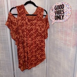WE THE FREE - Cold shoulder top - Medium